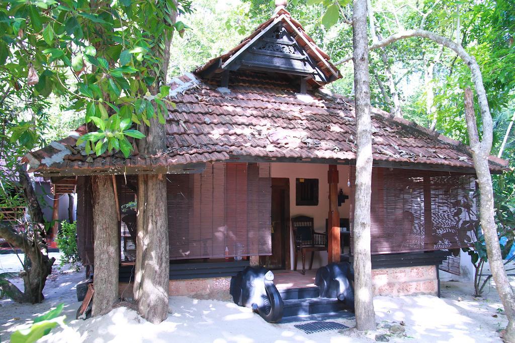 Arakkal Heritage Марарікулем Екстер'єр фото