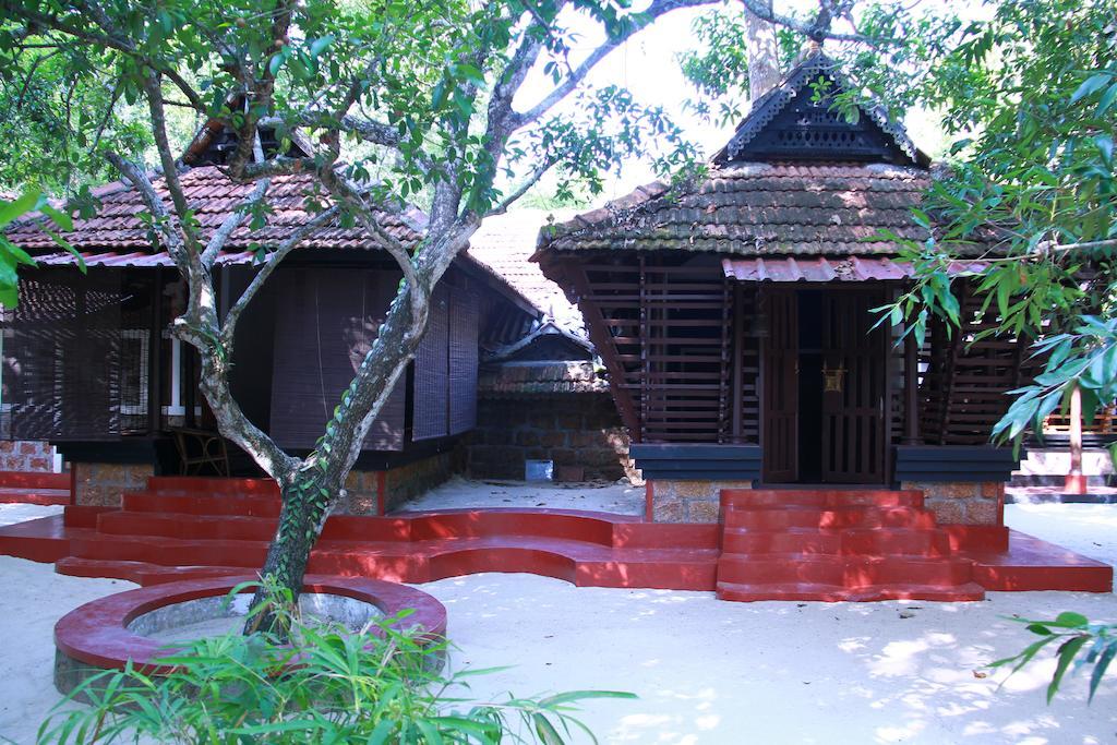 Arakkal Heritage Марарікулем Екстер'єр фото
